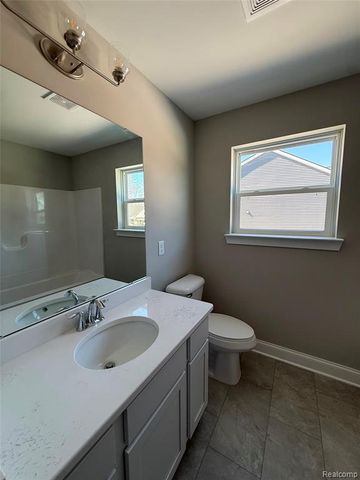 1085 Camellia Circle 32, Howell, MI 48843