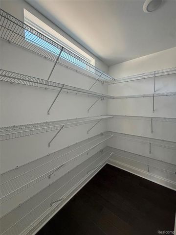 1085 Camellia Circle 32, Howell, MI 48843