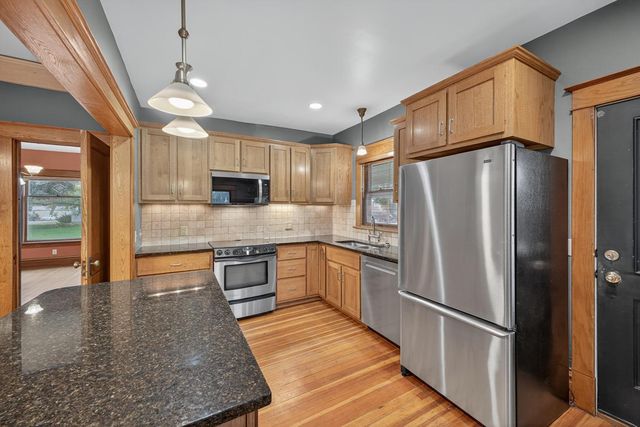 200 1st Avenue NW, Pine Island, MN 55963