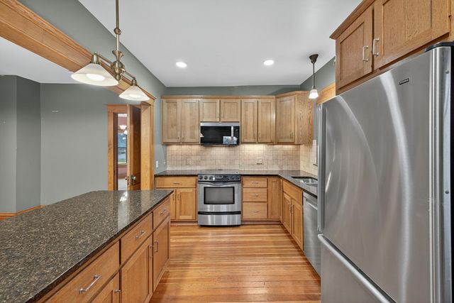 200 1st Avenue NW, Pine Island, MN 55963