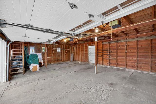 200 1st Avenue NW, Pine Island, MN 55963