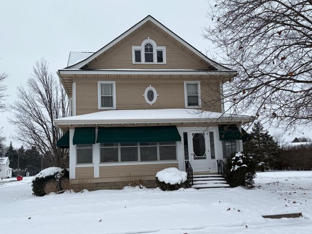 200 1st Avenue NW, Pine Island, MN 55963