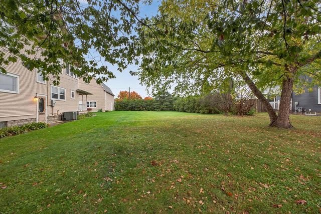 200 1st Avenue NW, Pine Island, MN 55963