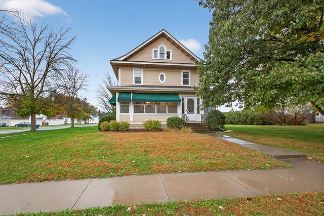 200 1st Avenue NW, Pine Island, MN 55963