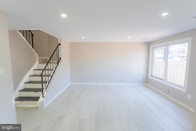 9511 TREYFORD TER, Gaithersburg, MD 20886