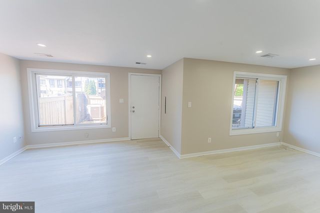 9511 TREYFORD TER, Gaithersburg, MD 20886