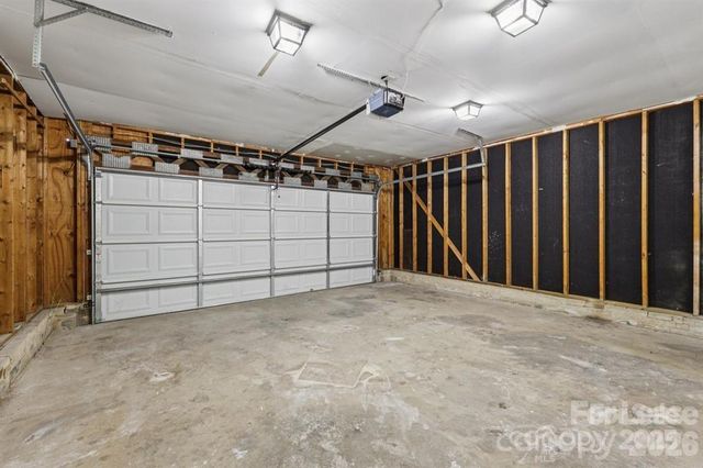 7030 Huntsmaster Drive, Charlotte, NC 28277