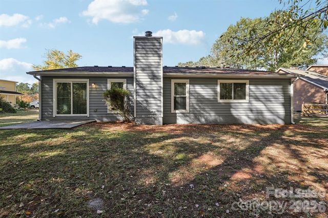 7030 Huntsmaster Drive, Charlotte, NC 28277