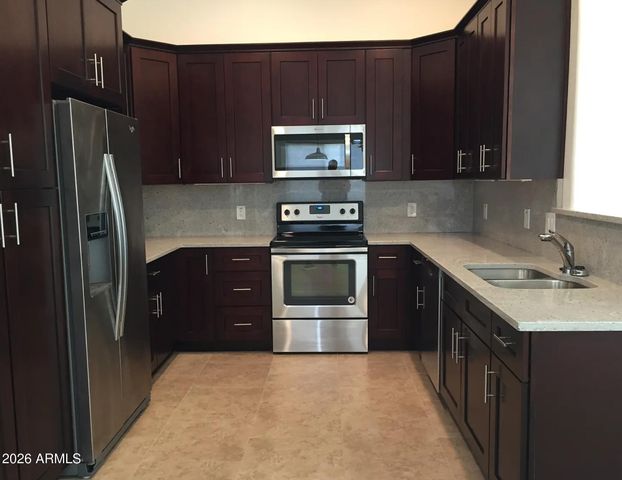 7315 W EUGIE Avenue, Peoria, AZ 85381