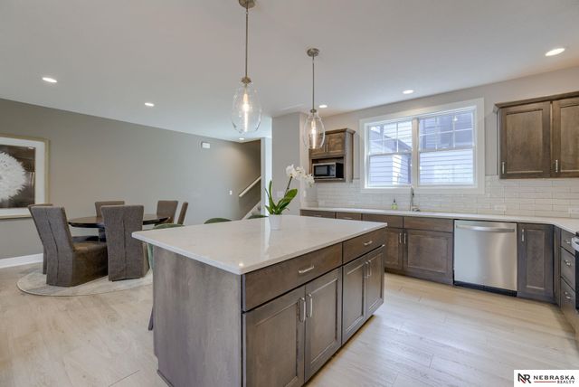 583 Blue Sage Boulevard, Lincoln, NE 68521