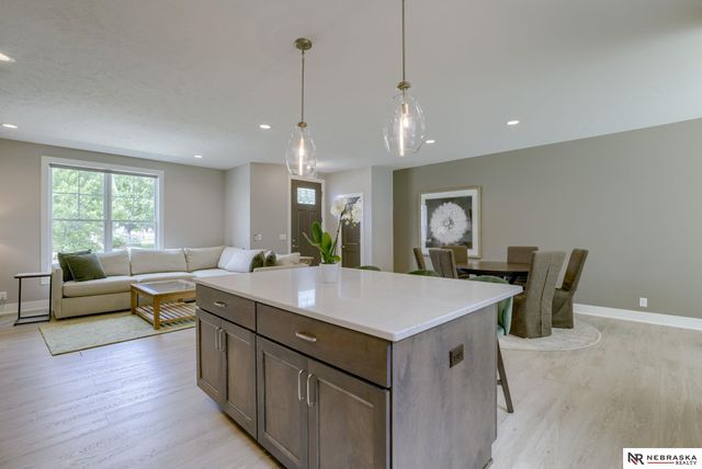 583 Blue Sage Boulevard, Lincoln, NE 68521