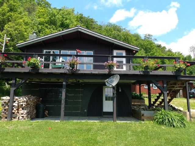311 Wightman Hill Road, Richford, VT 05476