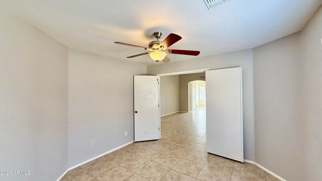 1045 E NARDINI Street, San Tan Valley, AZ 85140