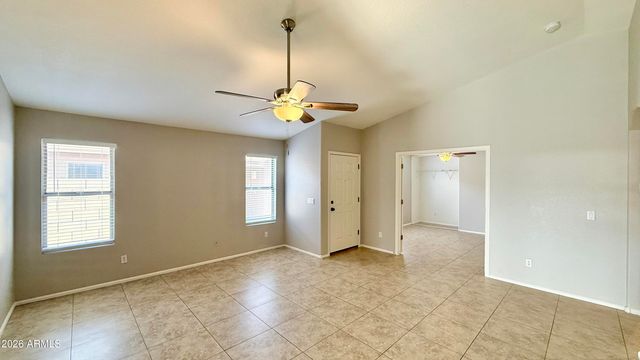 1045 E NARDINI Street, San Tan Valley, AZ 85140