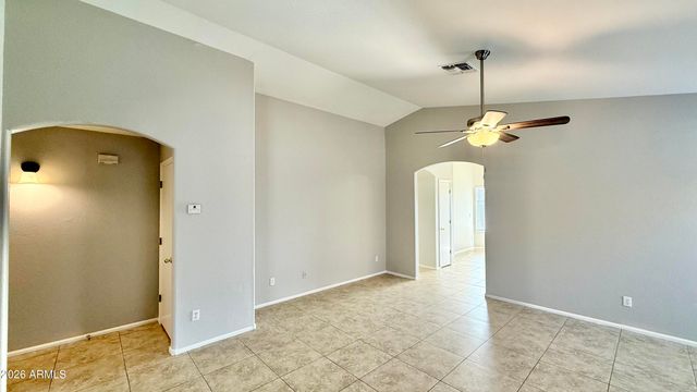 1045 E NARDINI Street, San Tan Valley, AZ 85140
