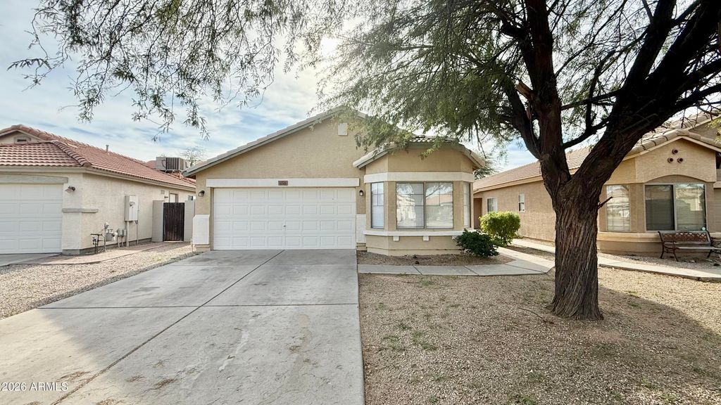 1045 E NARDINI Street, San Tan Valley, AZ 85140