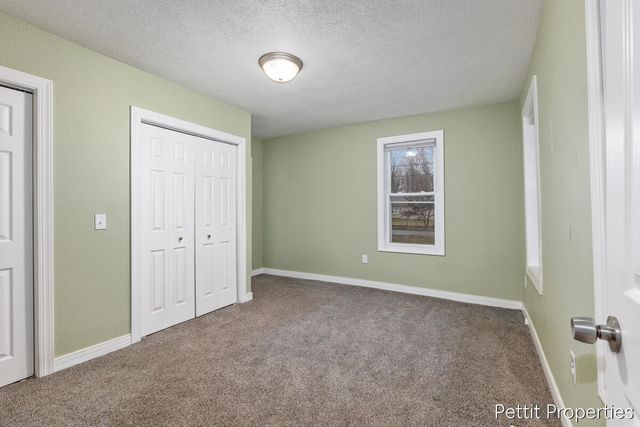 172 New Street, Galesburg, MI 49053