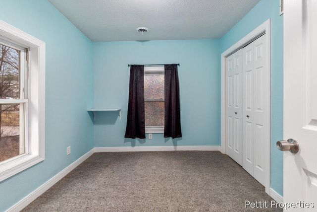 172 New Street, Galesburg, MI 49053