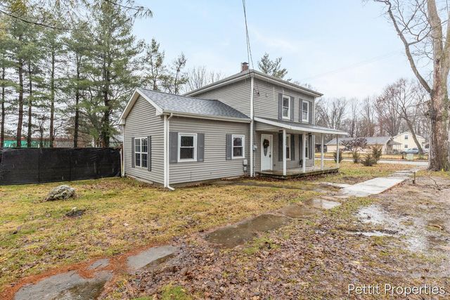 172 New Street, Galesburg, MI 49053