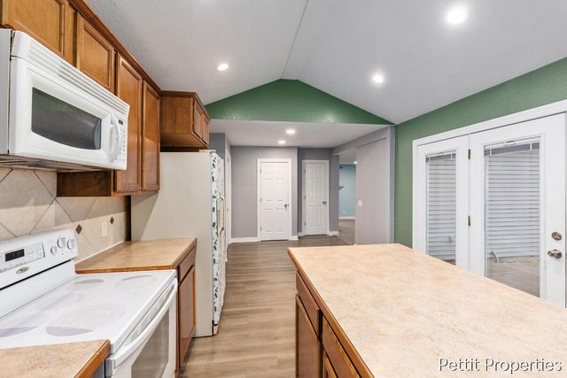 172 New Street, Galesburg, MI 49053