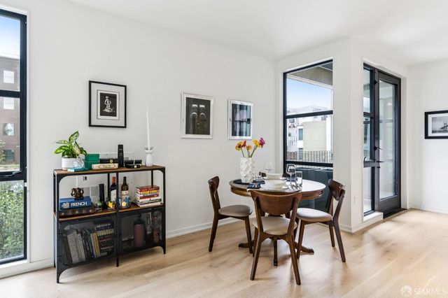 451 Donahue Street 418, San Francisco, CA 94124