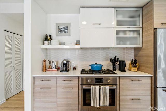 451 Donahue Street 418, San Francisco, CA 94124