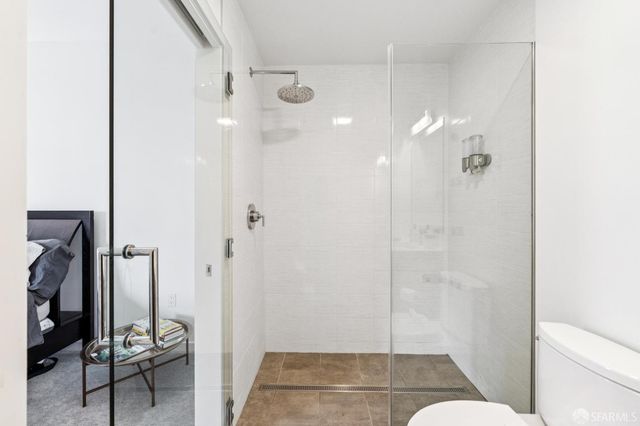 451 Donahue Street 418, San Francisco, CA 94124