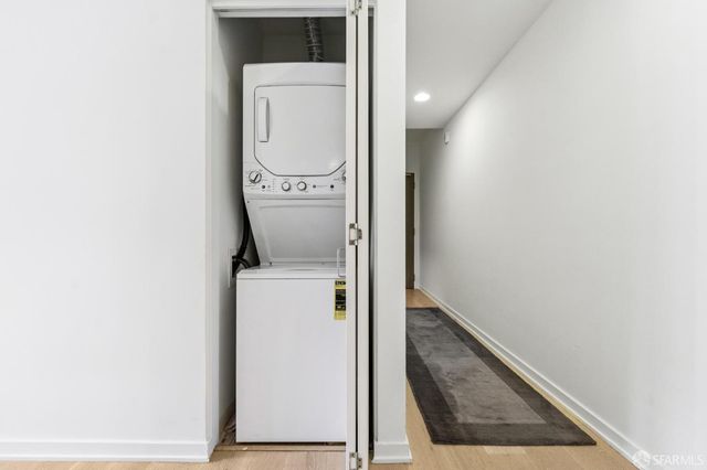 451 Donahue Street 418, San Francisco, CA 94124