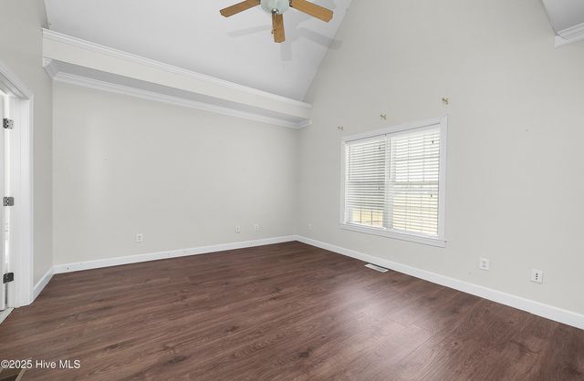 804 Treyburn Circle, Greenville, NC 27858