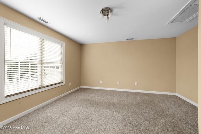 804 Treyburn Circle, Greenville, NC 27858