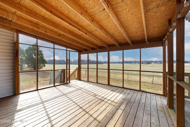 804 Treyburn Circle, Greenville, NC 27858