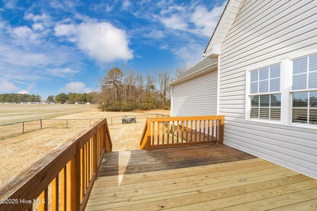 804 Treyburn Circle, Greenville, NC 27858