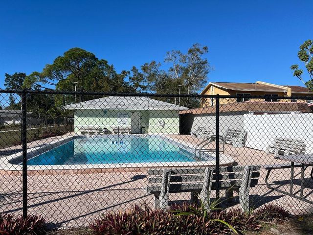 2009 SAN SEBASTIAN WAY S, Clearwater, FL 33763