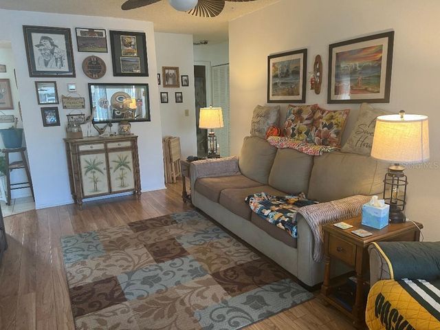 2009 SAN SEBASTIAN WAY S, Clearwater, FL 33763