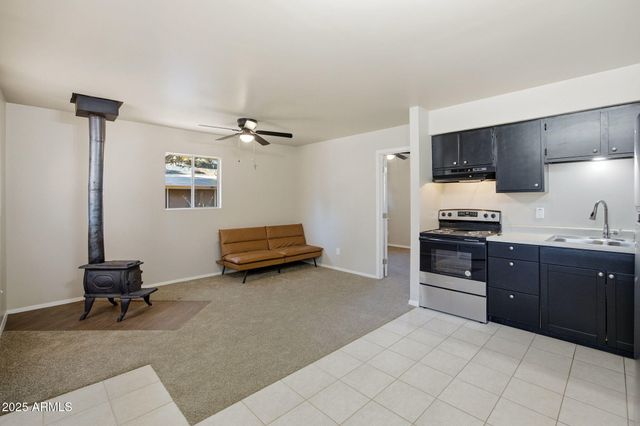 2060 WILDERNESS Drive, Overgaard, AZ 85933