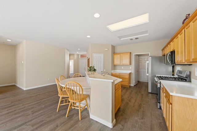 36514 Royal Sage Court, Palm Desert, CA 92211