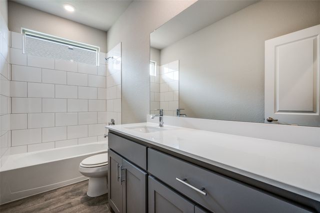 5242 Crystal Lake Avenue, Krum, TX 76249
