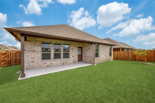 5242 Crystal Lake Avenue, Krum, TX 76249