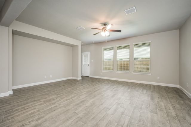 5242 Crystal Lake Avenue, Krum, TX 76249