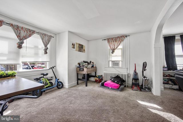 32 GAY ST, Phoenixville, PA 19460