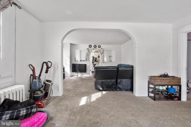 32 GAY ST, Phoenixville, PA 19460