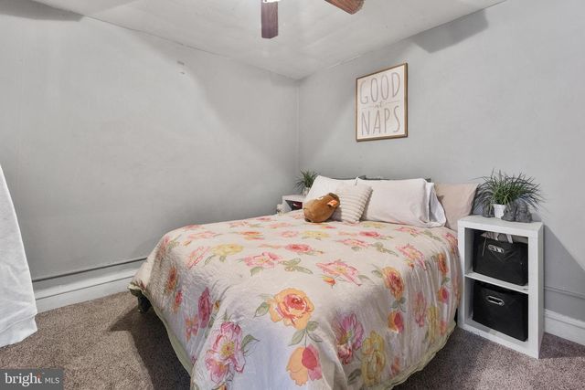 32 GAY ST, Phoenixville, PA 19460