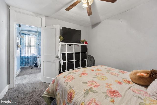 32 GAY ST, Phoenixville, PA 19460