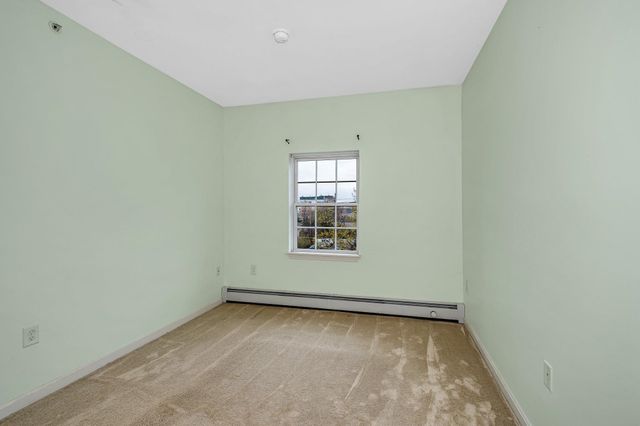 18 Harbor Ave Apt 410, Nashua, NH 03060