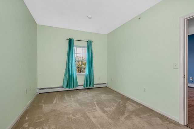 18 Harbor Ave Apt 410, Nashua, NH 03060