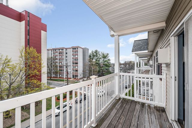 18 Harbor Ave Apt 410, Nashua, NH 03060