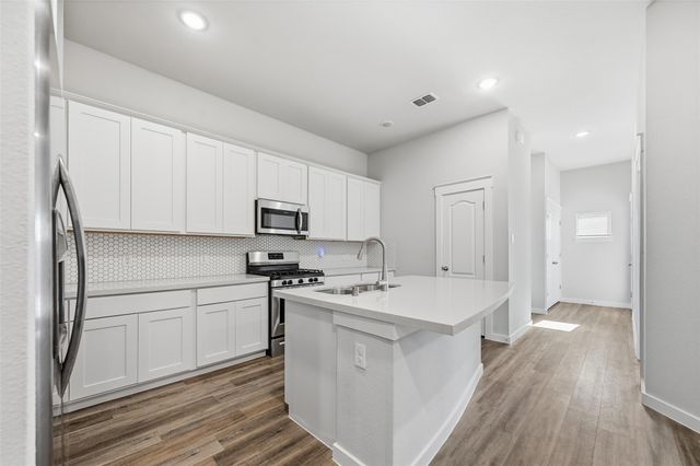 2009 Harshaw Drive, Mesquite, TX 75149