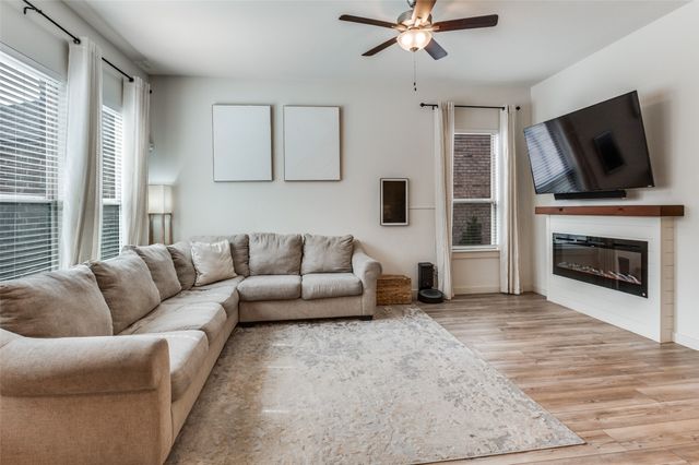 4539 English Maple Drive, Arlington, TX 76005