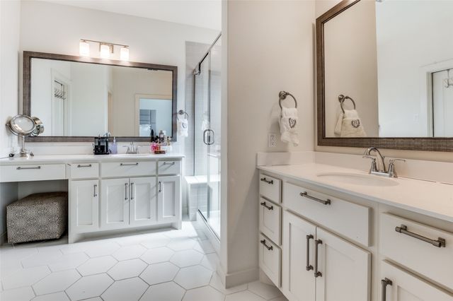 4539 English Maple Drive, Arlington, TX 76005