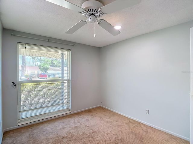 7916 WOODGROVE CIRCLE, Tampa, FL 33615